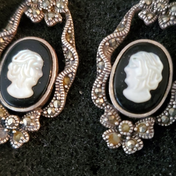 925 VINTAGE MOTHER OF PEARL EARRINGS - Picture 2 of 4